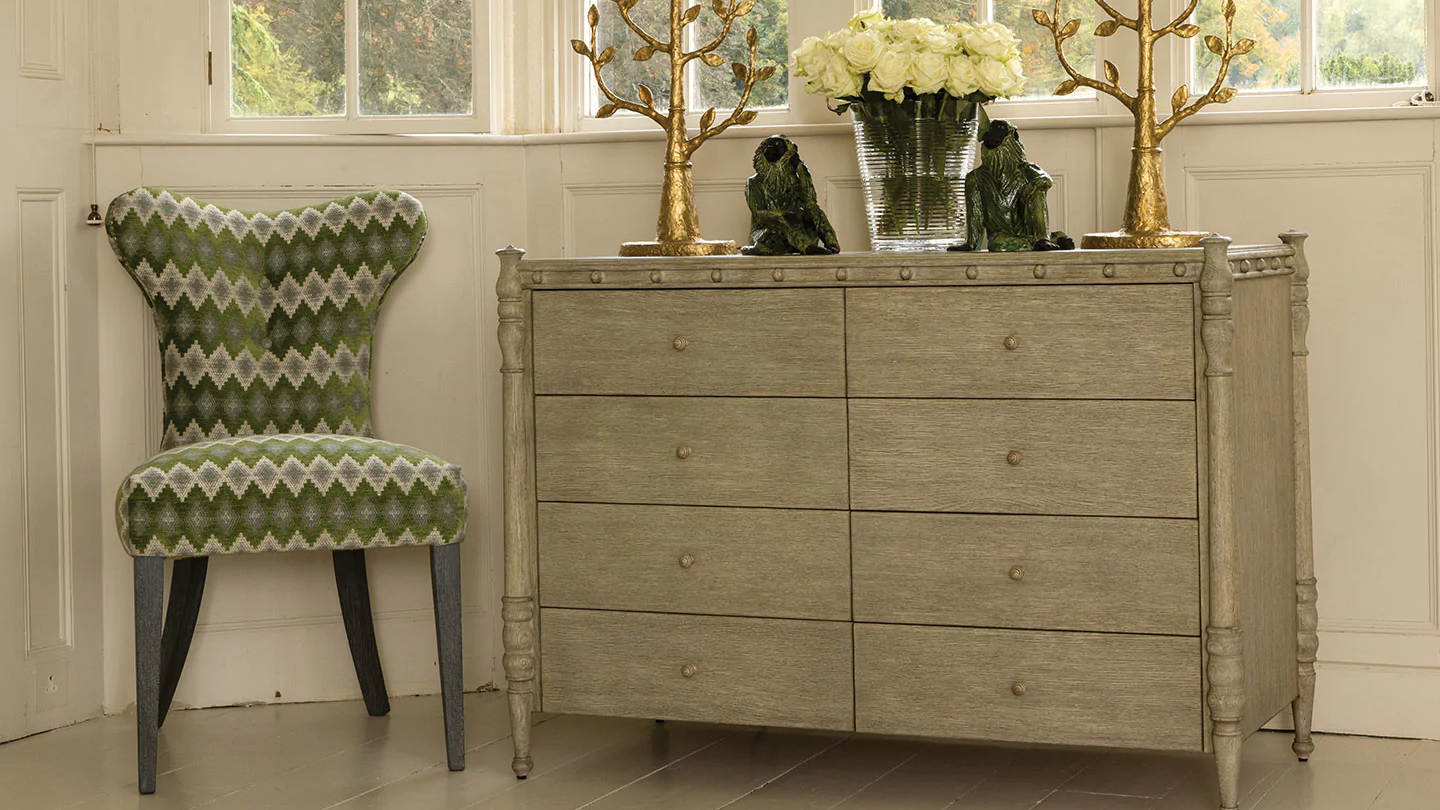 Modern Chest of Drawers