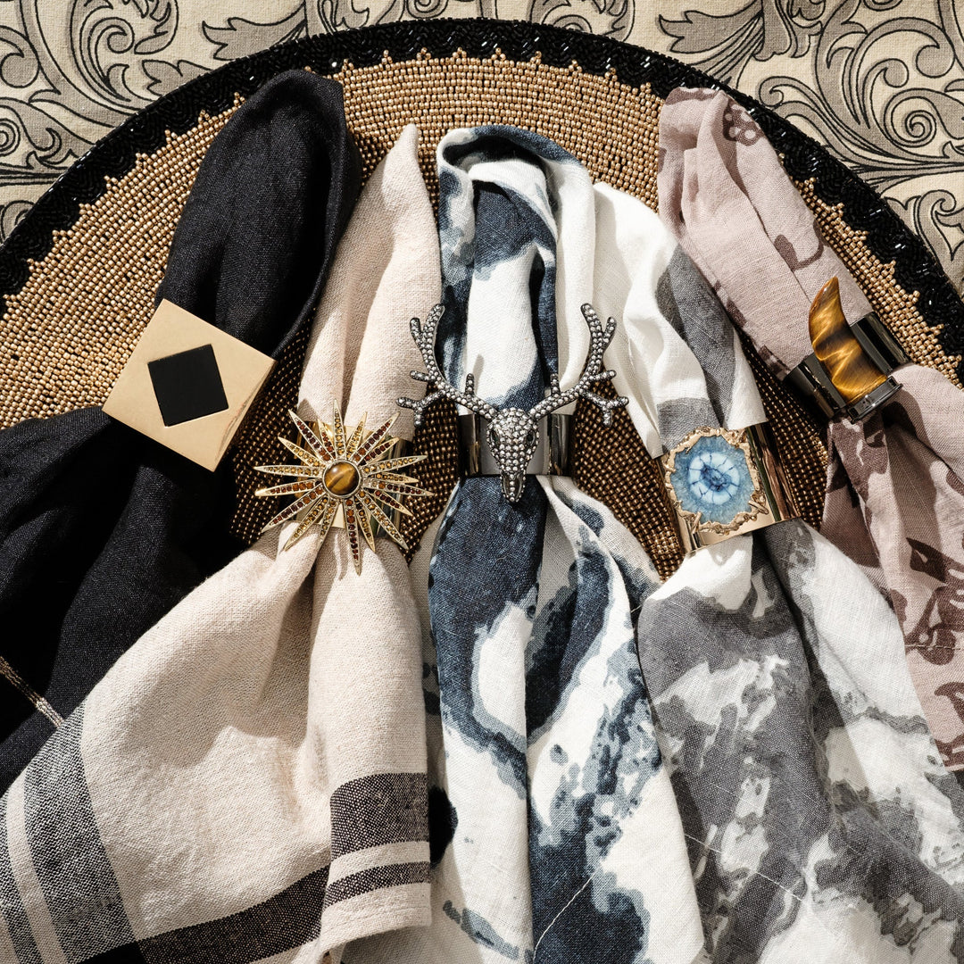 Ruffle Edge Straw Placemat, Black, Set of Four