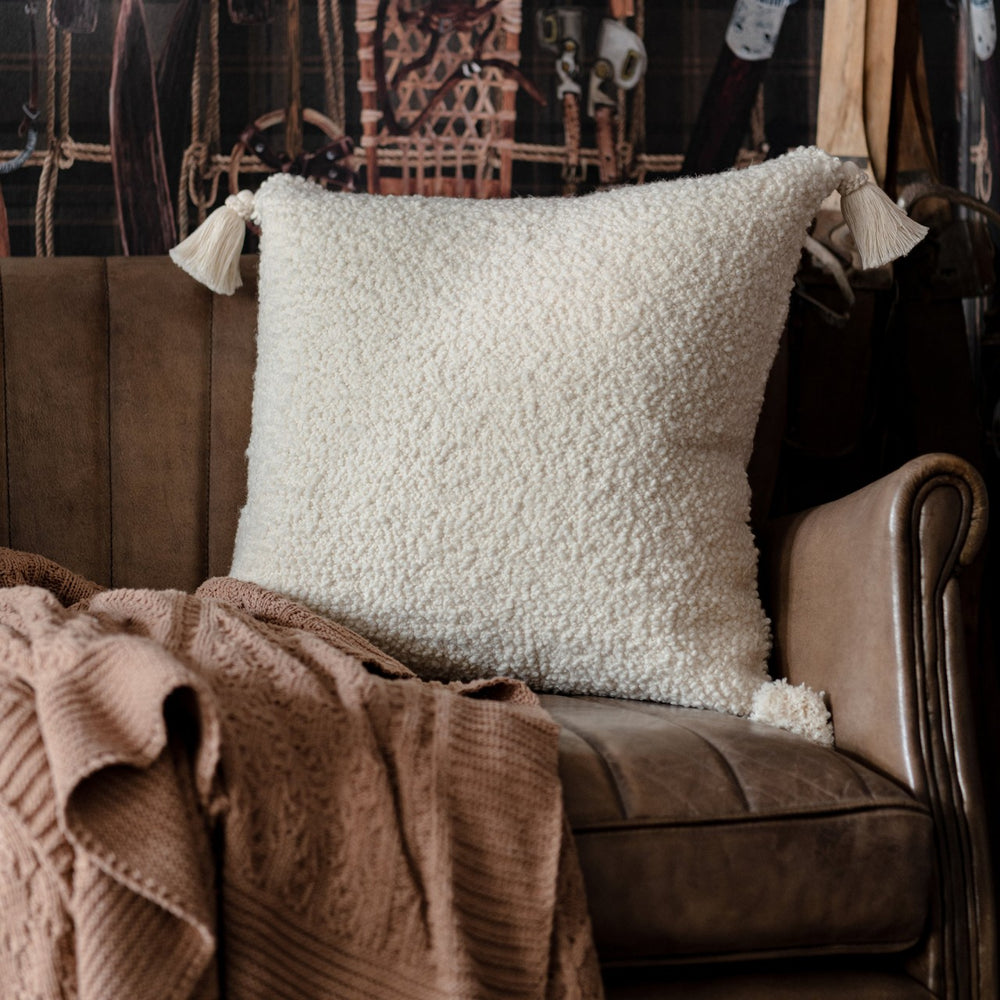 Schaffell Cushion