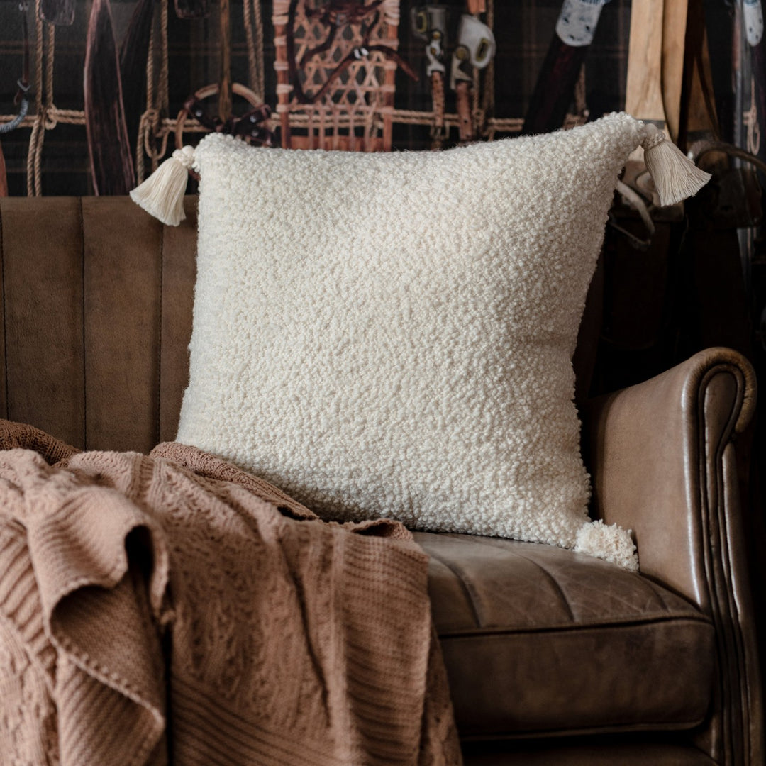 Schaffell Cushion