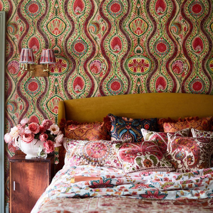 Hippie Paisley Wallpaper