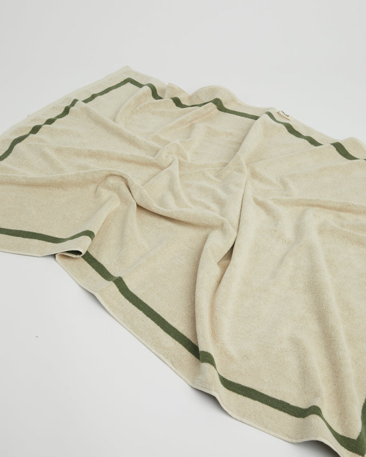 The Classic Ecru & Green Organic Cotton Towel