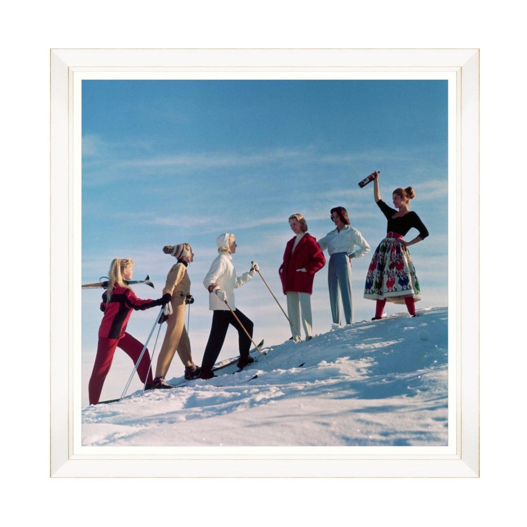 Après-Ski Framed Art Print