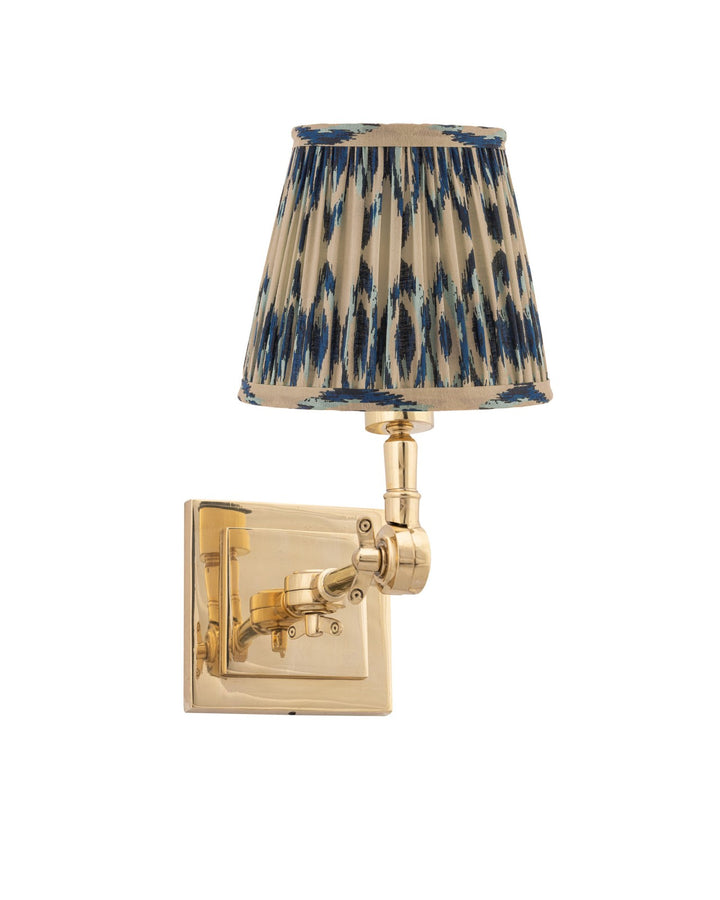 Blue Eyes Wall Shade