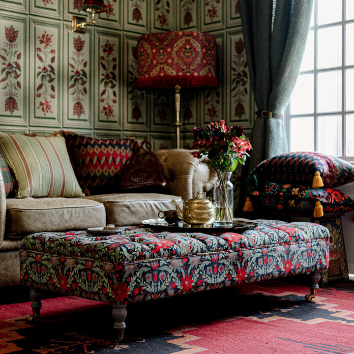 Saray Ottoman - Der König Black Velvet