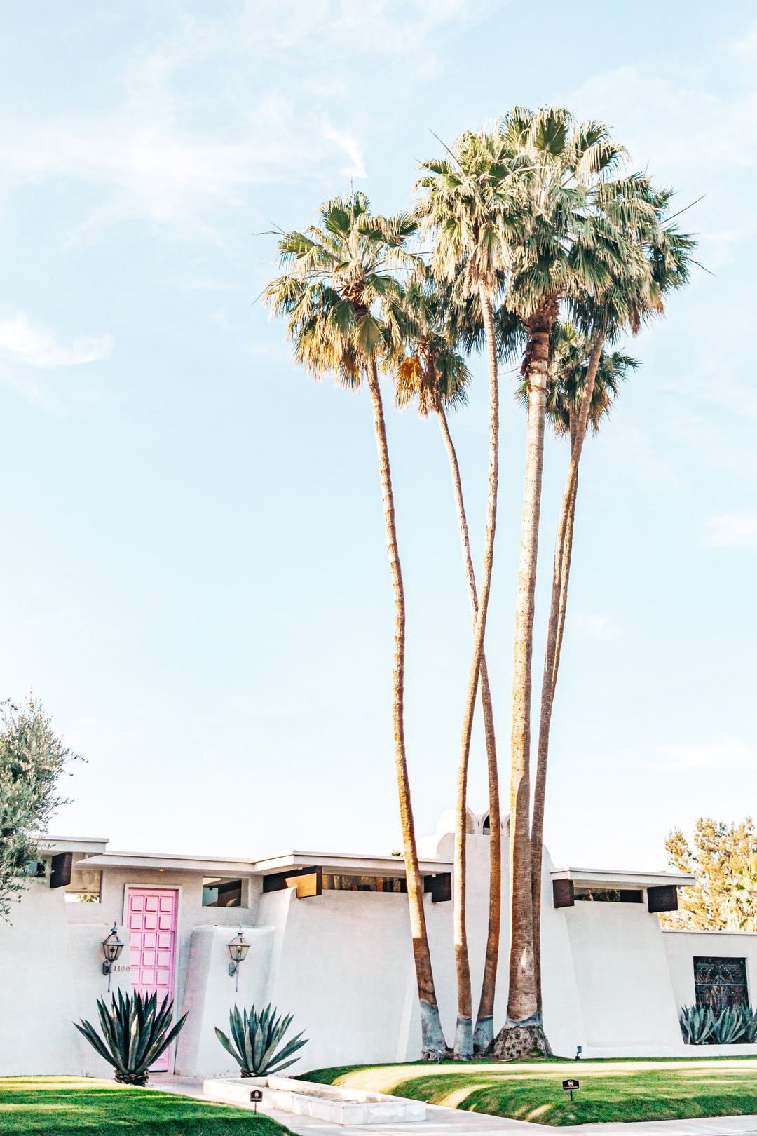 How To Decorate Your Home In A Palm Springs Style