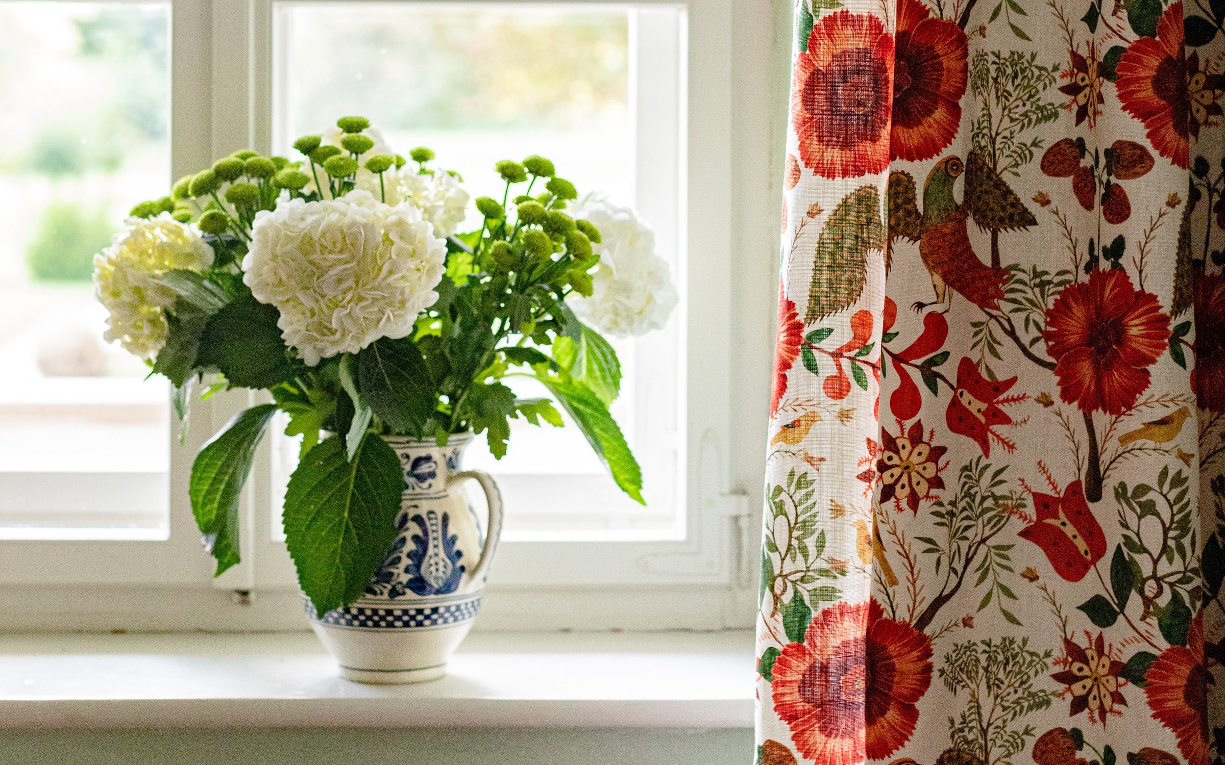 Floral & Botanical Fabric