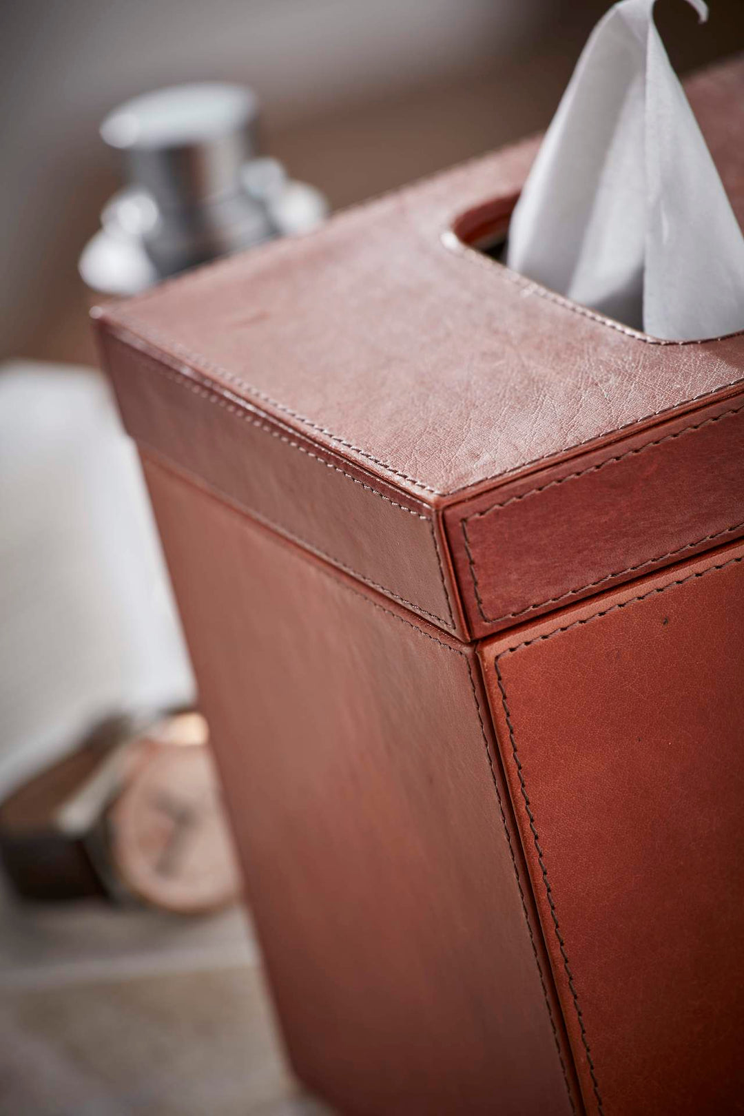 Bloomsbury Classic Tan Leather Tissue Box Cover