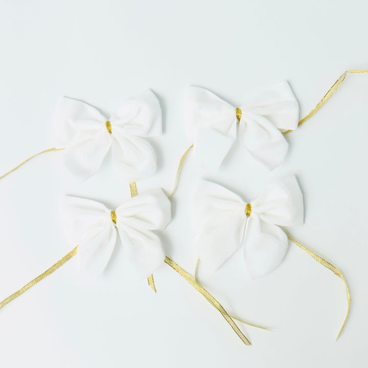 Velvet Bow Napkin Rings - White