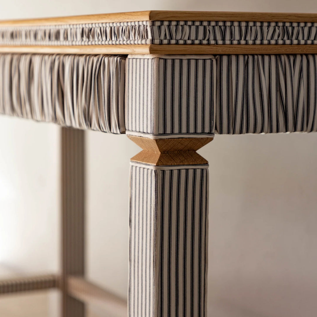 Lomada Desk