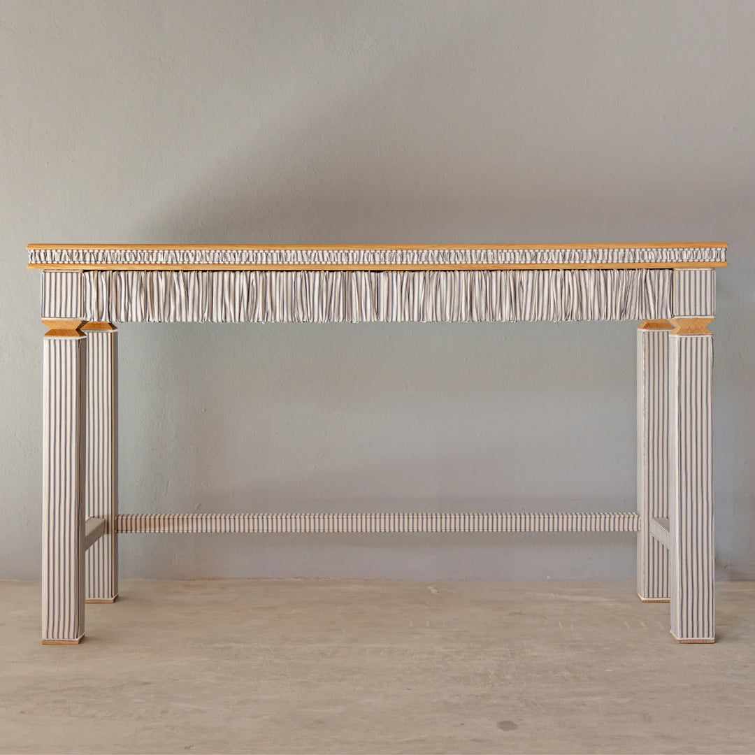 Lomada Desk