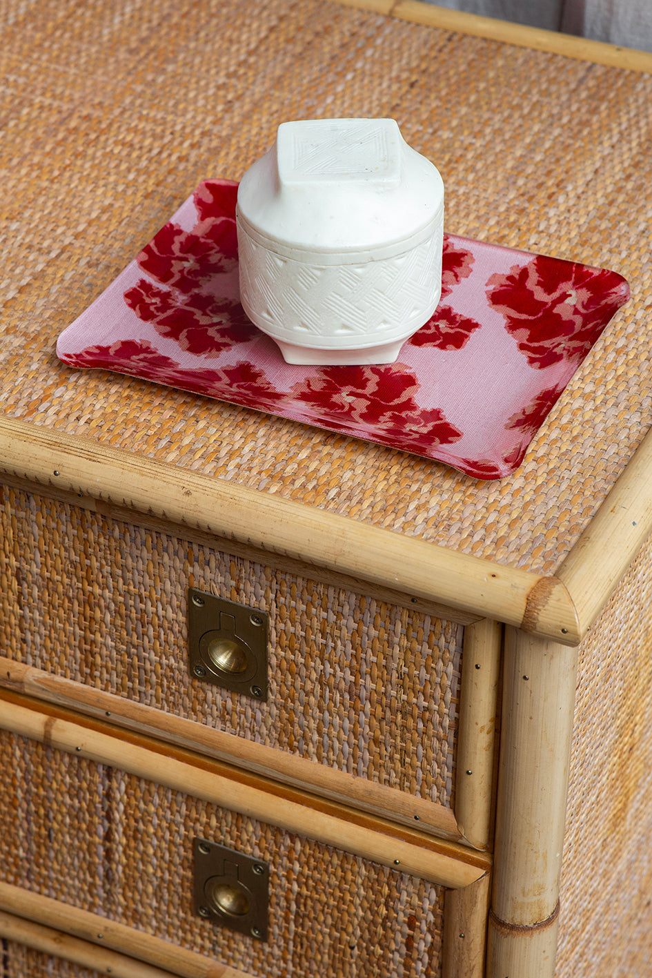 Ronko Hibiscus | Rose Mallow Acrylic Midi Tray