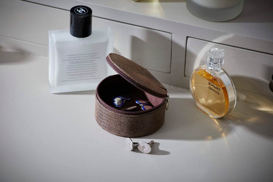 Rory Travel Stud Box
