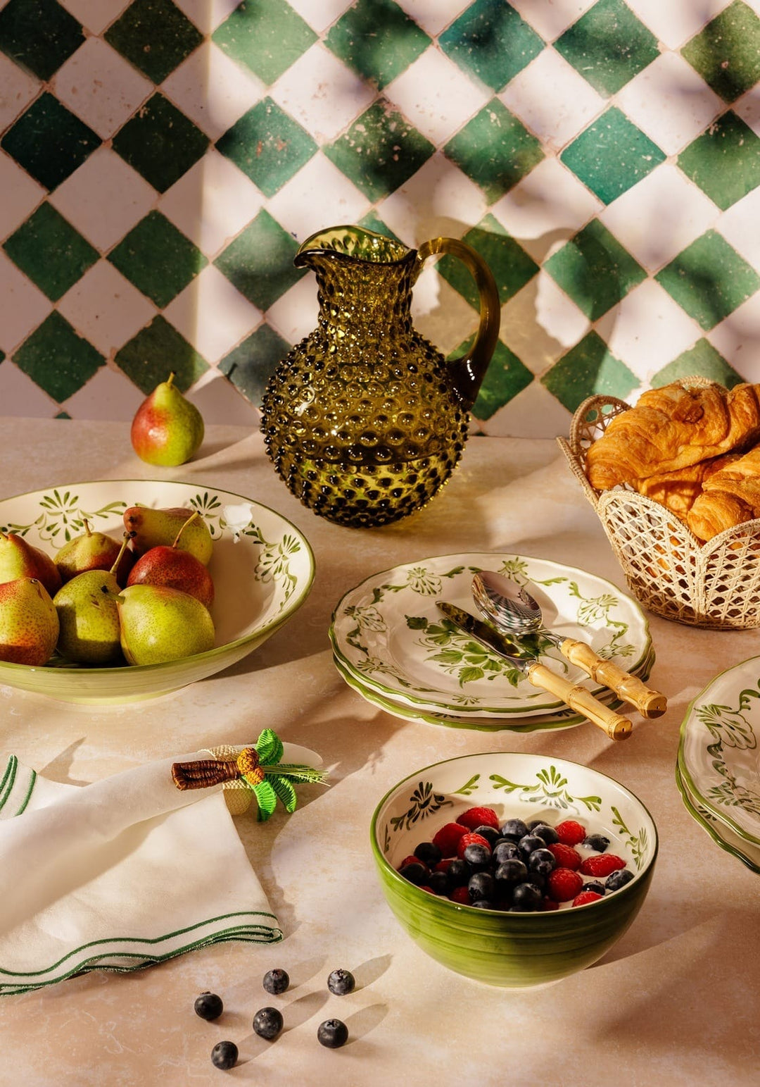 Cara Shell Serving Bowl - Green