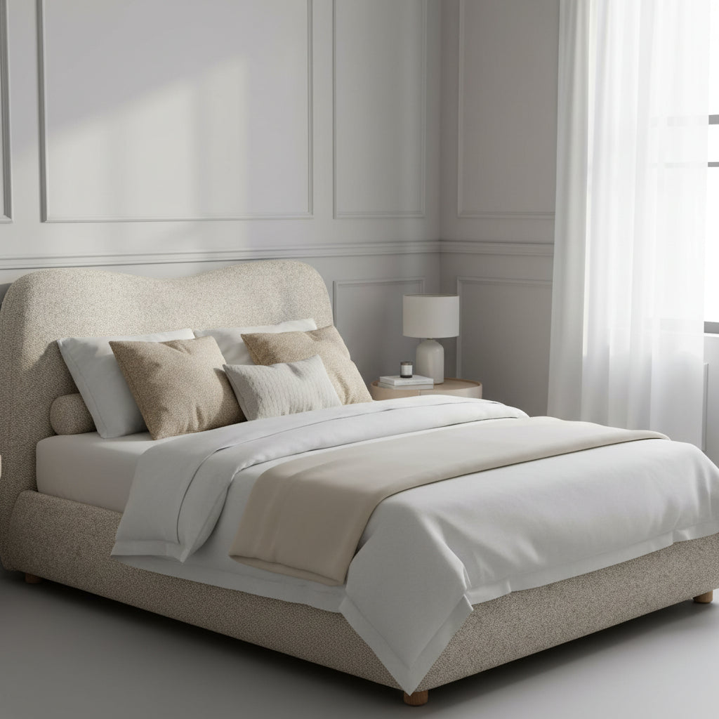 Chadlington Curved Upholstered Bed