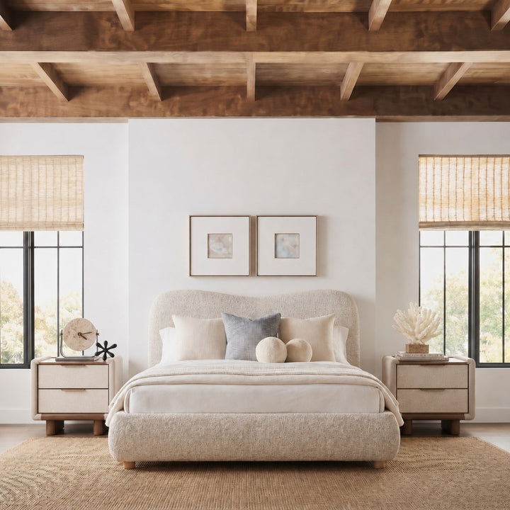 Chadlington Curved Upholstered Bed