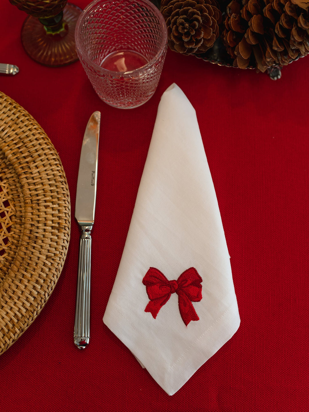 Red Bow Embroidered Linen Napkin