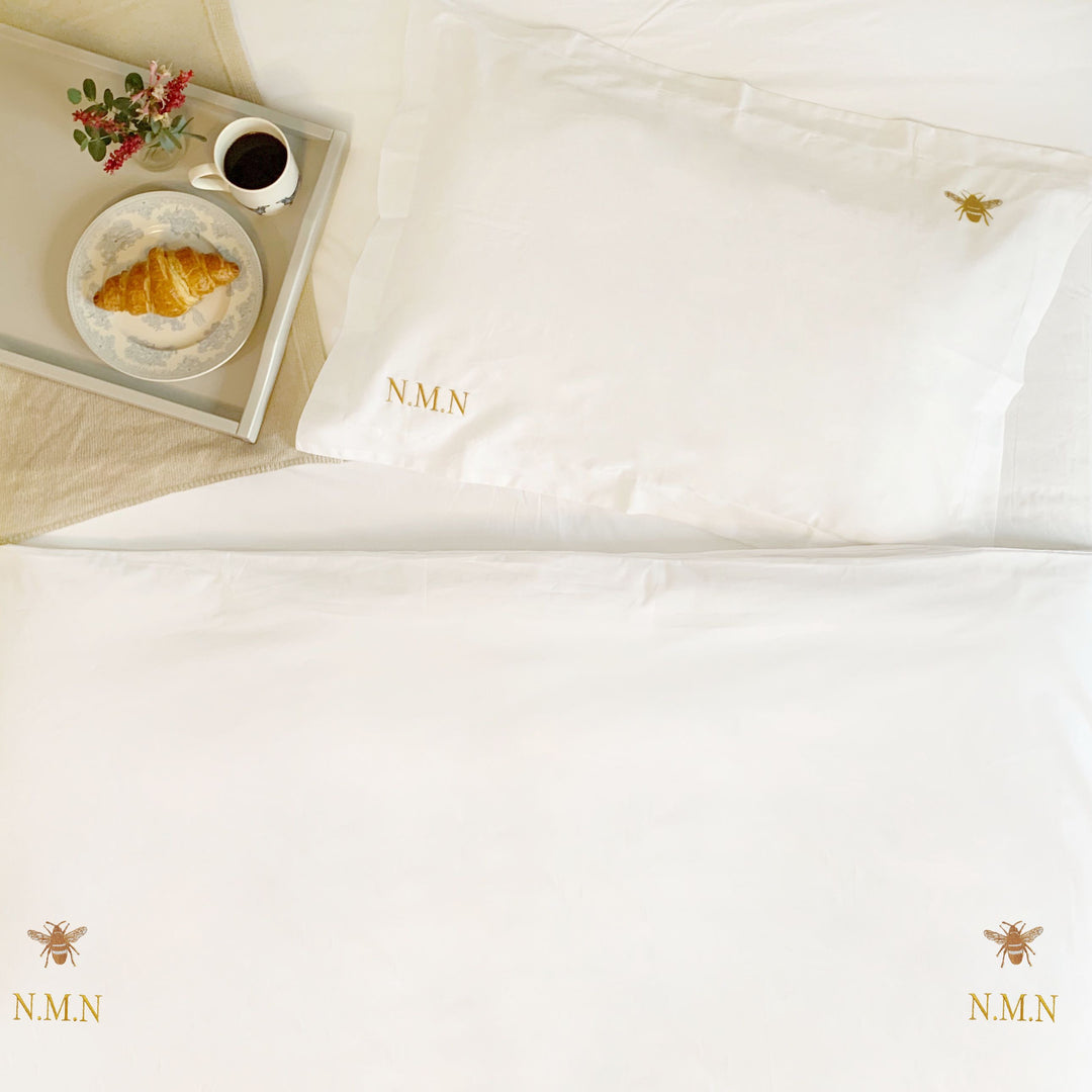 North Embroidered Bee Cotton Bed Linen Set