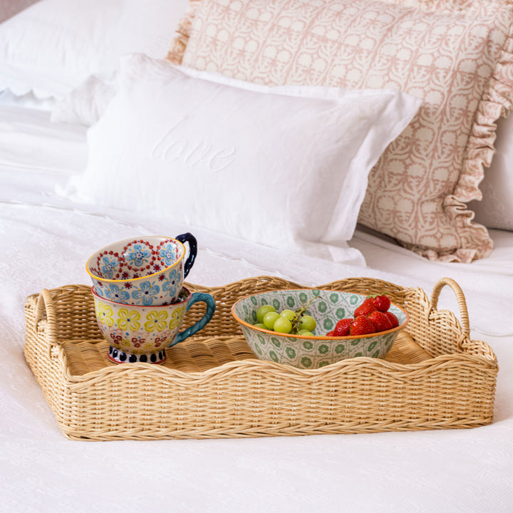 Scalloped Wicker Tray - Natural