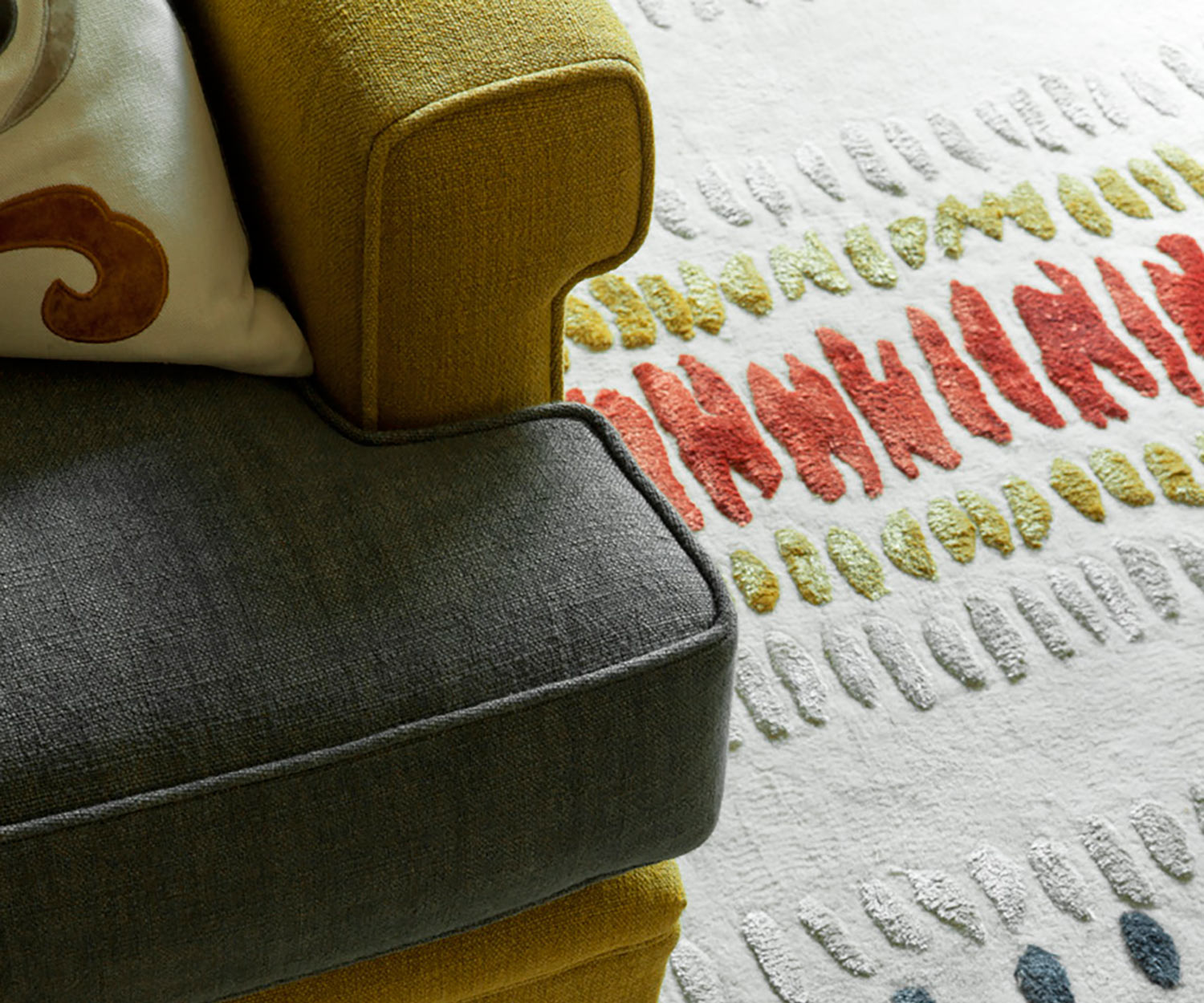 Draxon Russet Hand-Tufted Wool Rug | WILLIAM YEOWARD - Decoralist