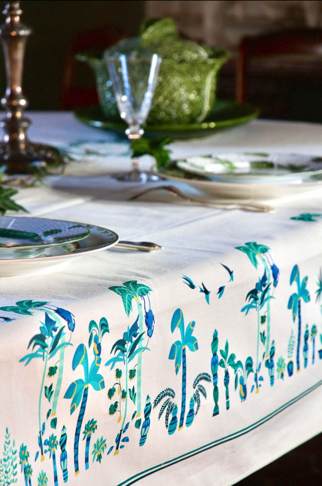 Baba au Rhum Green Tablecloth